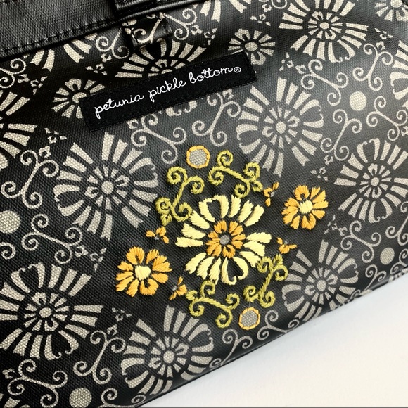 Petunia Picklebottom Clutch - Picture 3 of 10